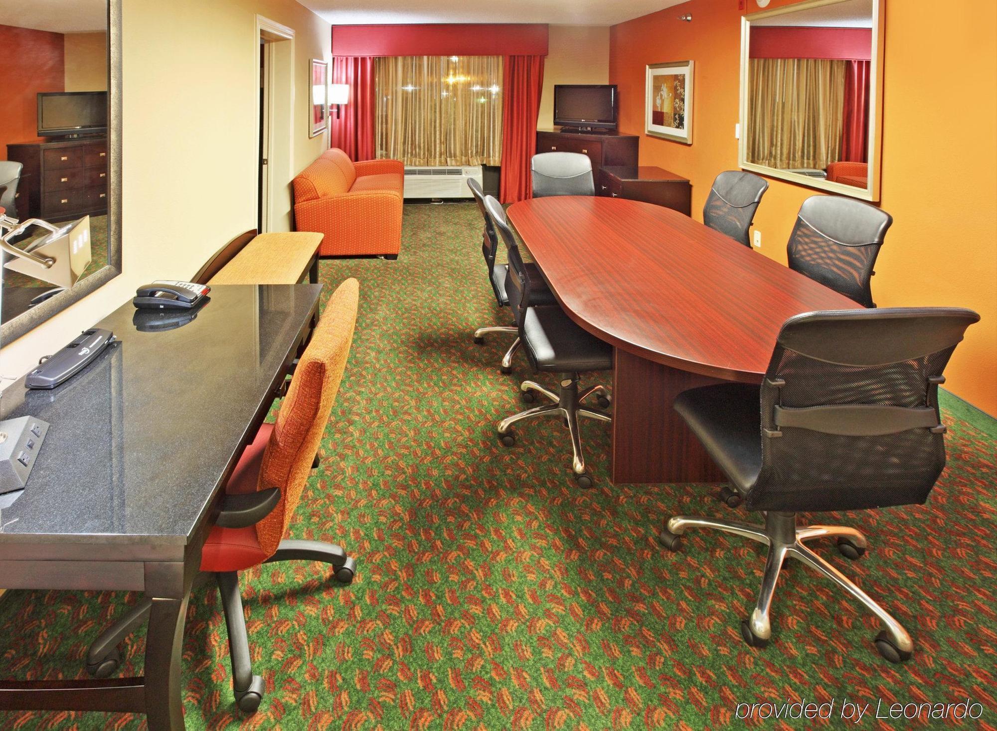 Holiday Inn Express Tyler South By Ihg Habitación foto